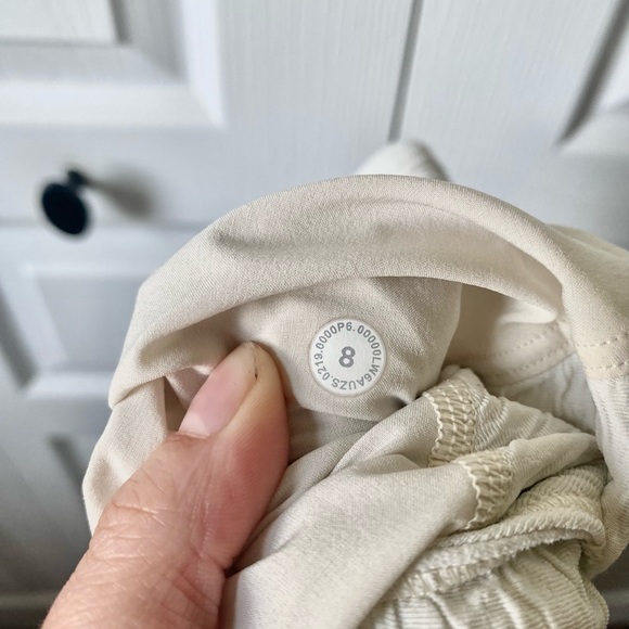 Lululemon can you feel the pleat crop - Picture 13 of 13